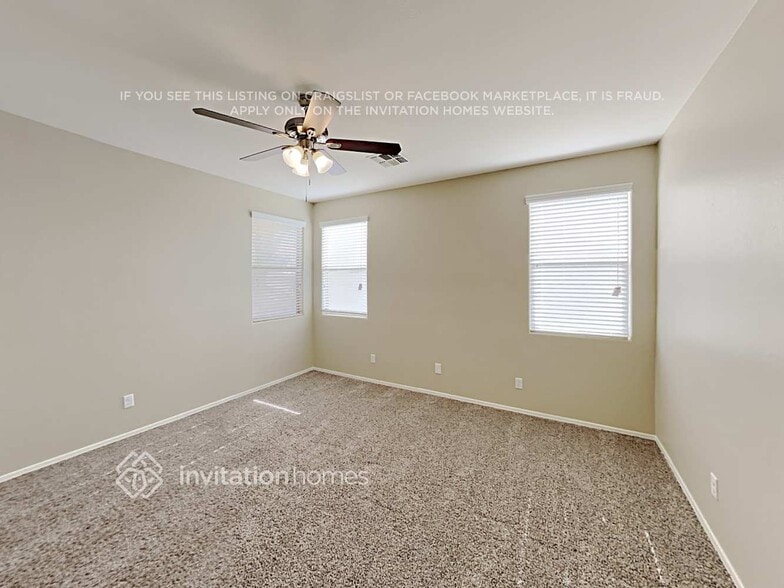 Building Photo - 12511 W Campina Dr