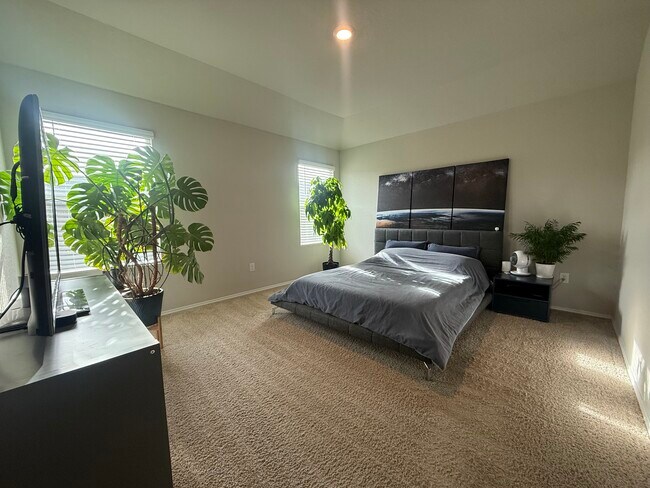 Building Photo - 15205 Upland Willow Rd