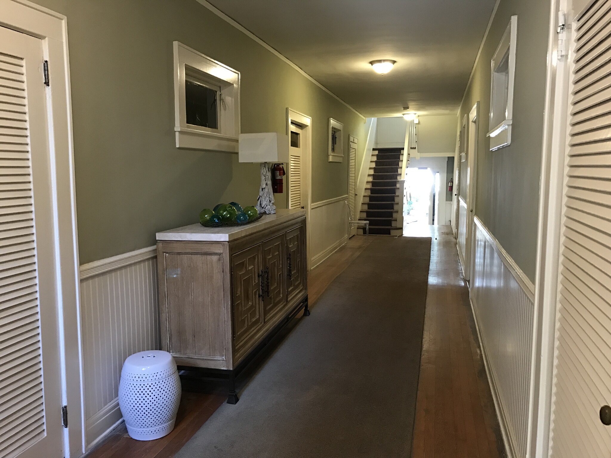 Building Hallway - 916 Bromley Rd