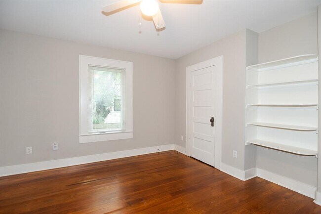 Building Photo - 1703 Maple Ave