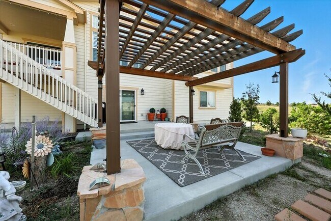 Building Photo - 12695 Black Hills Dr