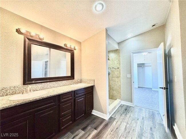 Building Photo - 5830 Deer Valley Dr
