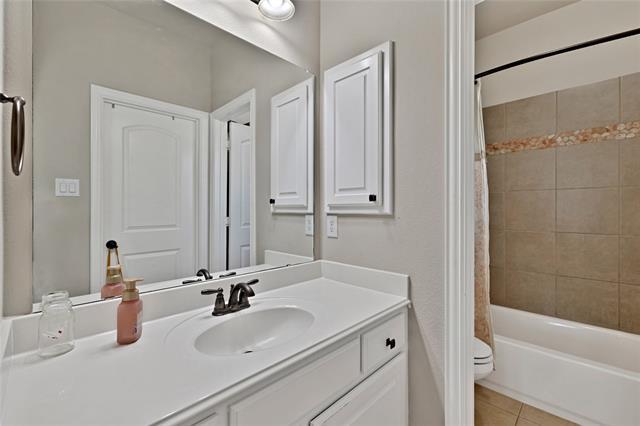 Building Photo - 5038 Toledo Bend Dr