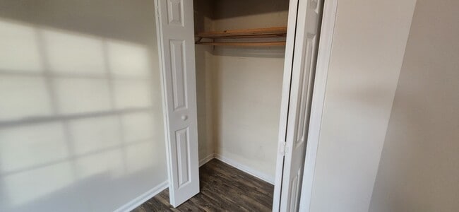 Building Photo - 202 Selwyn Alley