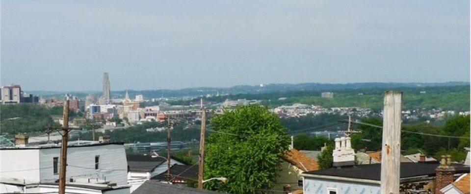 Building Photo - 20 E Amanda Ave