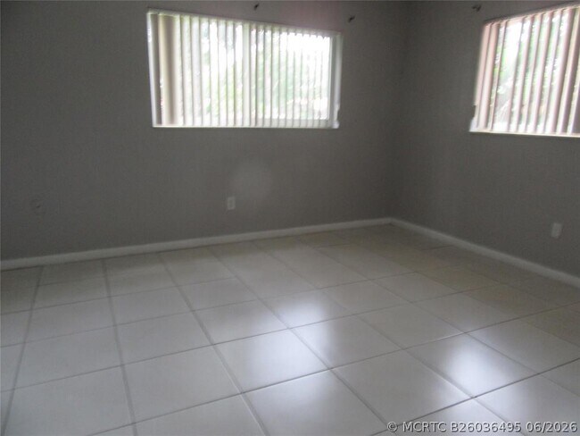 Building Photo - 4100 NW 110th Ave