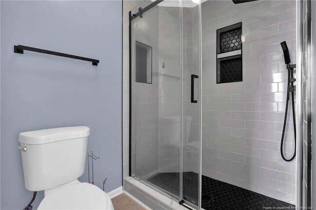 Building Photo - 112 Camrose Ct