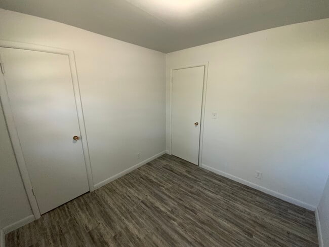 Building Photo - 921 Martin St