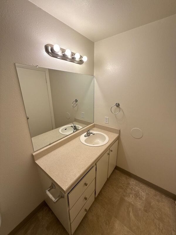 Building Photo - 483 Senate St NW