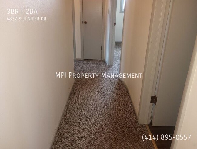 Building Photo - 6877 S Juniper Dr