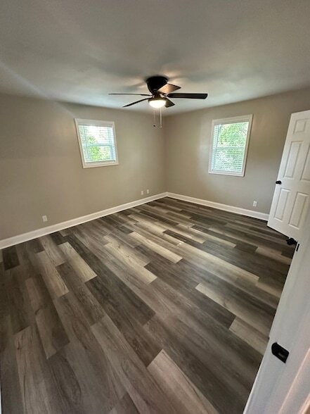 Building Photo - 414 Hollywood Dr