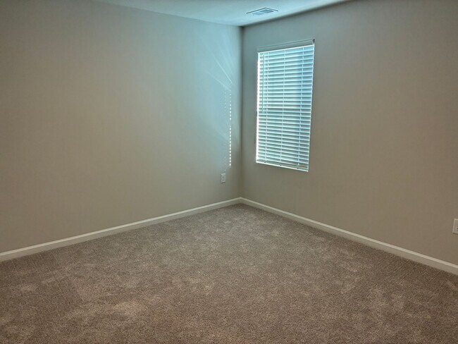 Building Photo - 5 Bedroom 2.5 Bathroom Home in Sunfish Cove in Sunset Beach, NC