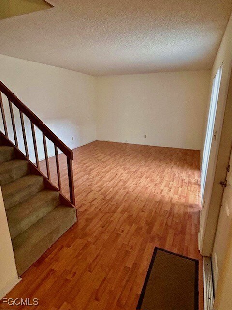 Building Photo - 1408 Park Shore Cir