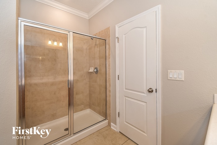 Building Photo - 10143 Dogwood Creek Dr