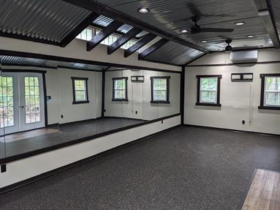 Building Photo - Spacious 3-Bedroom home with Hardwood & Finished Basement, and custom finishes