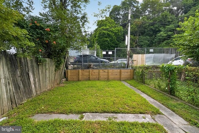 Building Photo - 4469 Silverwood St