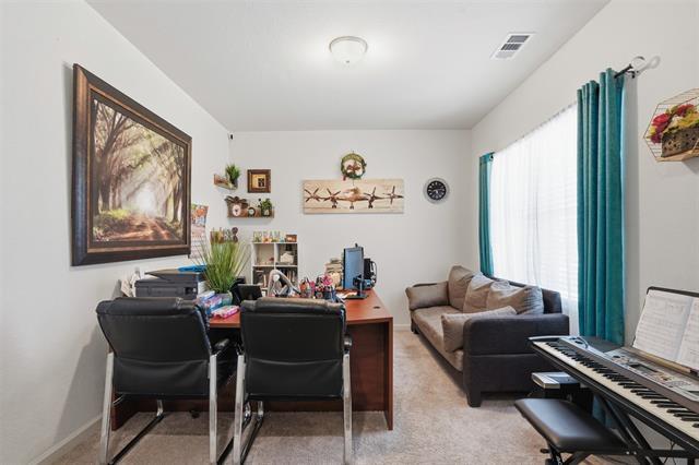 Building Photo - 2636 Sagebrush Dr