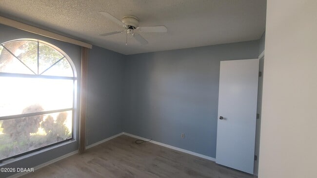 Building Photo - 428 Sandpiper Ct