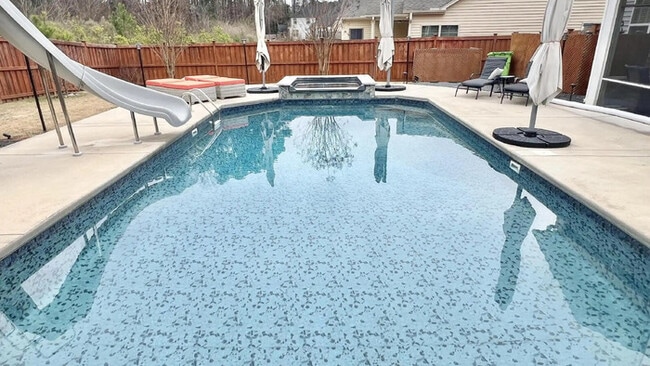 Building Photo - 3441 S Beaver Ln