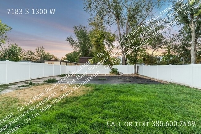Building Photo - 7183 S 1300 W