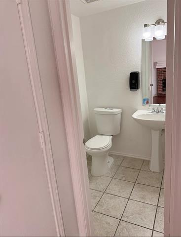 Building Photo - 901 Mill Branch Dr