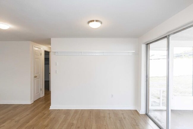Building Photo - 6149 2nd Ave