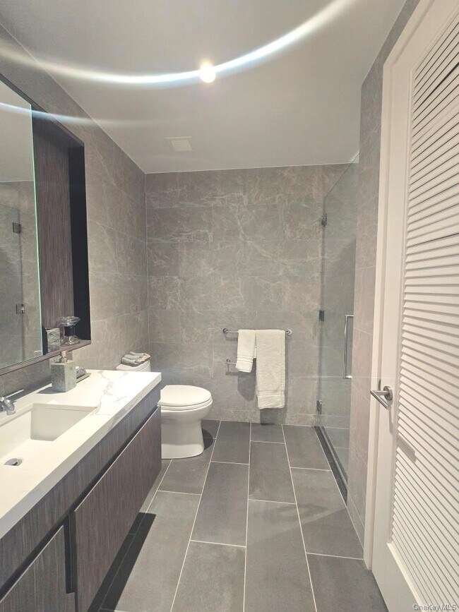 Building Photo - 133-36 37th Ave