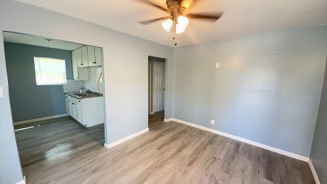 Building Photo - Remodeled 2-bedroom house! 1st Month Free!!