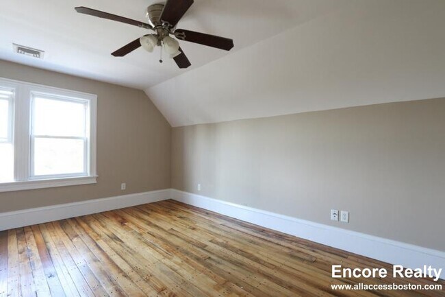 Building Photo - 1 Parker Hill Terrace