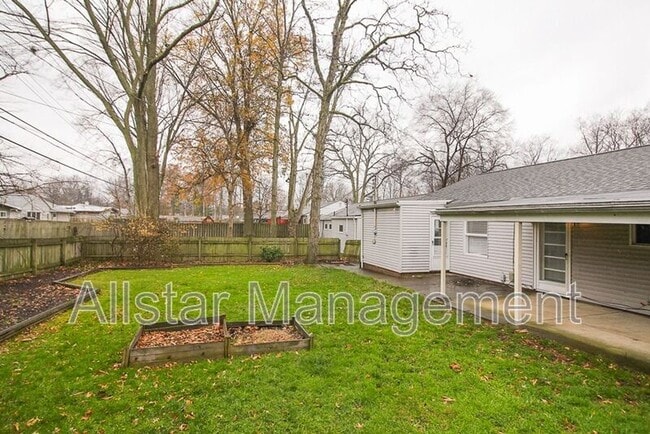 Building Photo - 6393 Springwood Rd