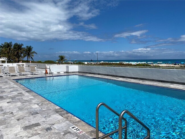 Building Photo - 401 Ocean Dr