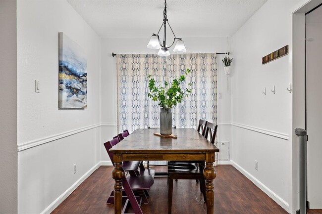 Dining room - 1611 Somerset Dr