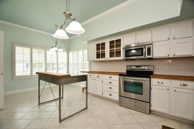 Building Photo - 12814 Ashford Meadow Dr