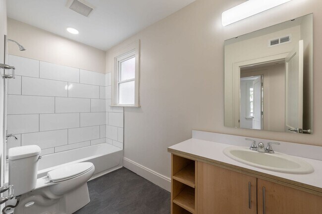 Building Photo - Coming Soon: 2BR Apartment – ETA 10/1/25