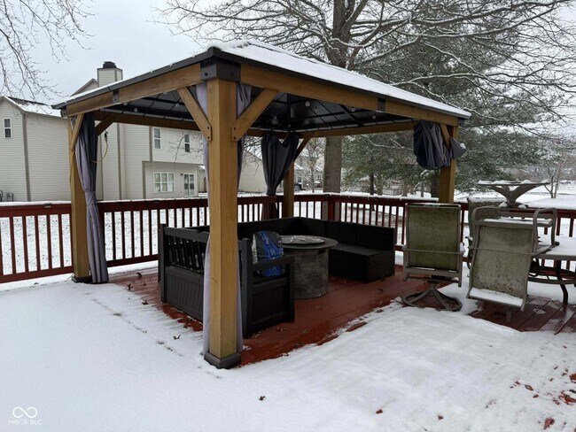 Building Photo - 8607 Longspur Ct