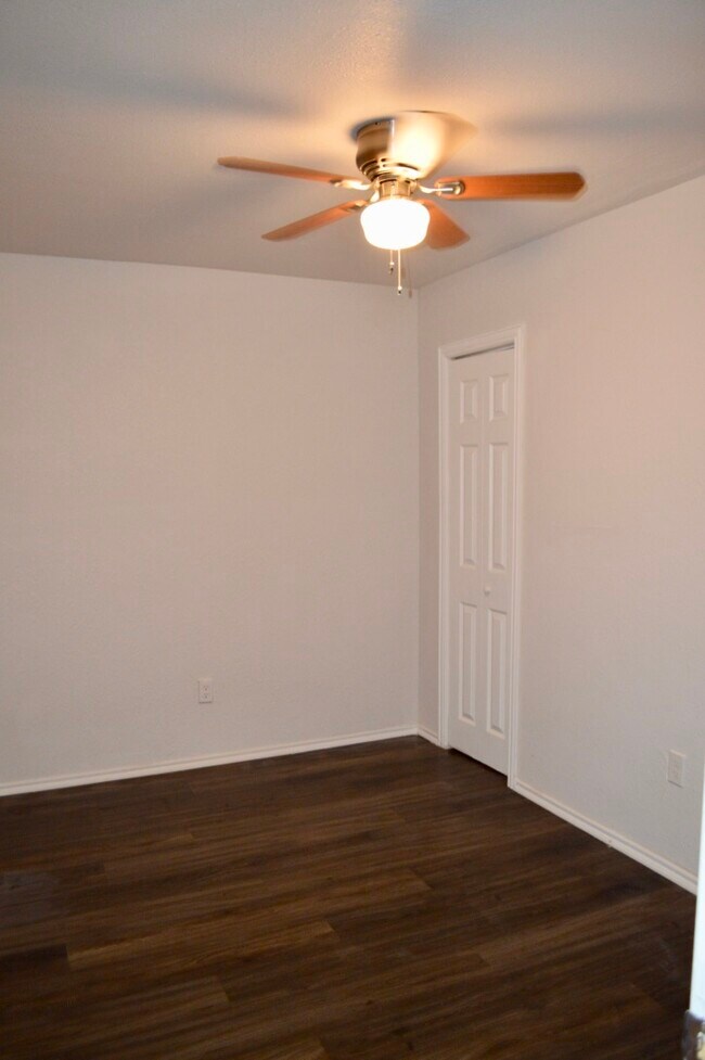 Building Photo - 416 Collingsworth