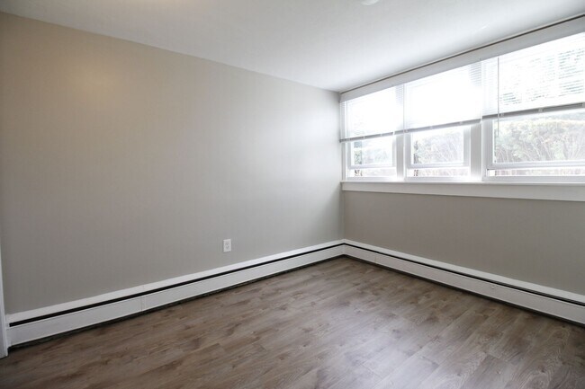 Building Photo - 1 Bedroom | 1 Bath - NEW RENOVATION Audubo...