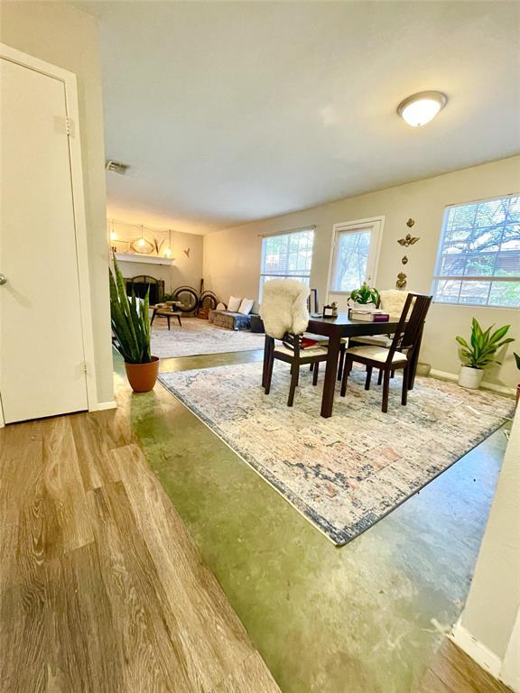 Building Photo - 7103 Woodhue Ct