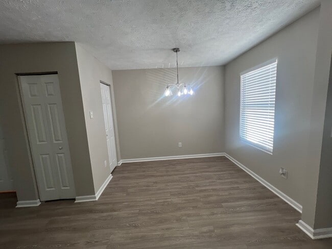 Building Photo - 5428 Cedar Ash Crossing