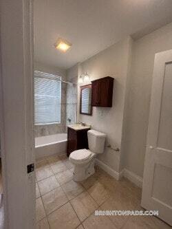 Building Photo - 286 Chestnut Hill Ave