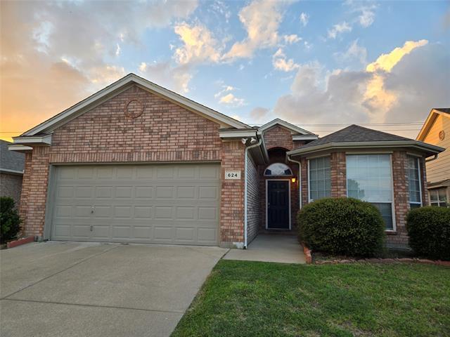 Building Photo - 624 Caravan Dr