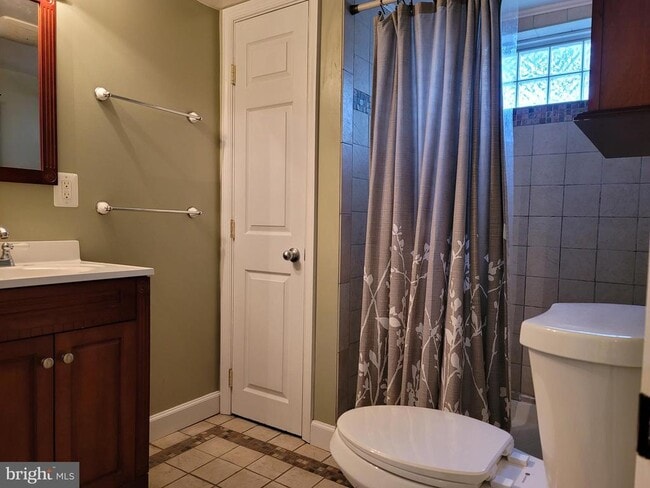 Building Photo - 1015 Veirs Mill Rd