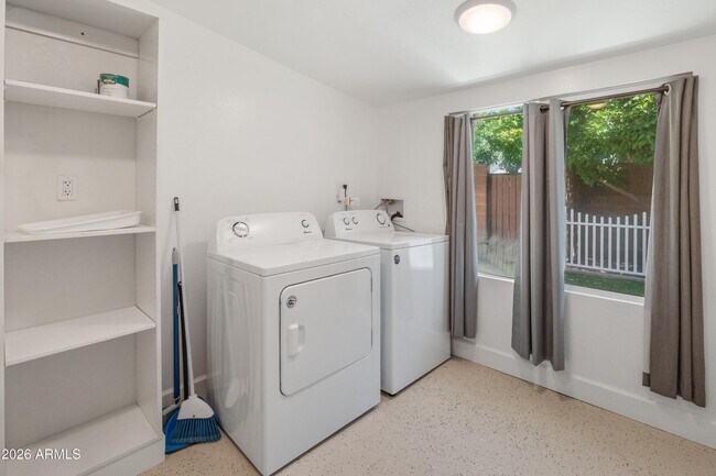 Building Photo - 8301 E Monterosa St