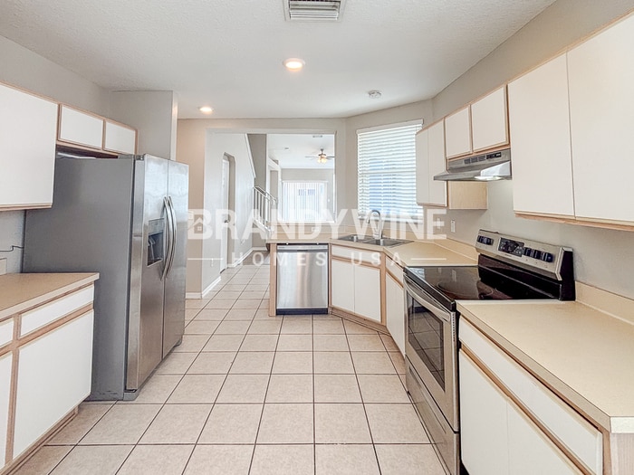 Building Photo - 9701 Carlsdale Dr