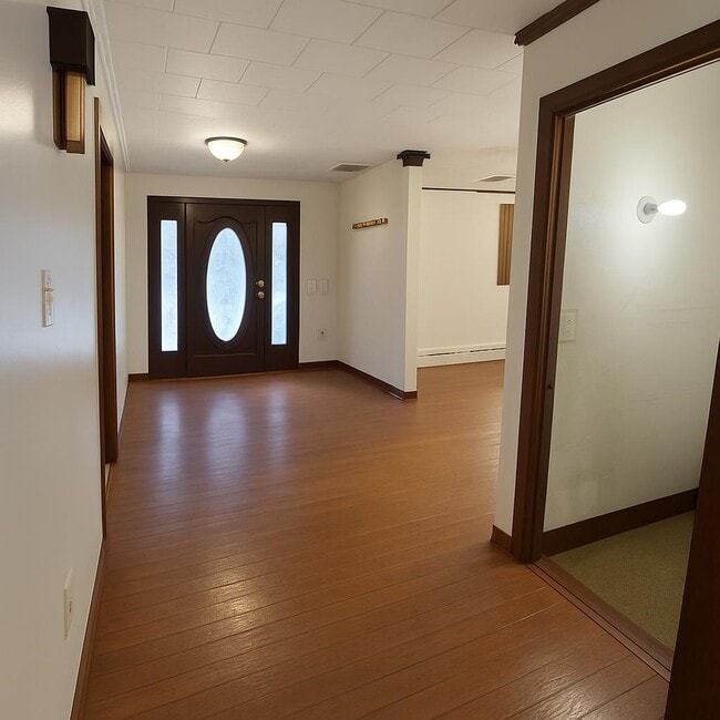 Building Photo - 38 Old Walpole Rd