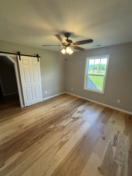 Building Photo - 205 Cherokee Dr