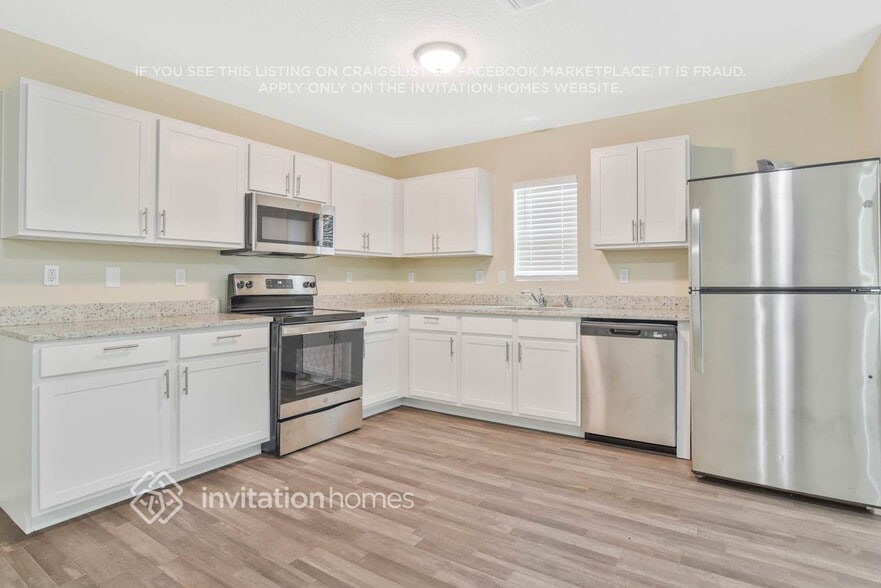 Building Photo - 202 Gladiola Ct