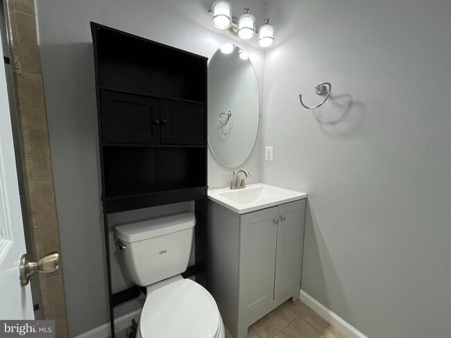 Building Photo - 11353 Cromwell Ct