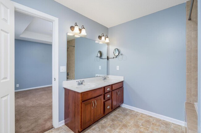 Building Photo - 2267 Yeager Dr