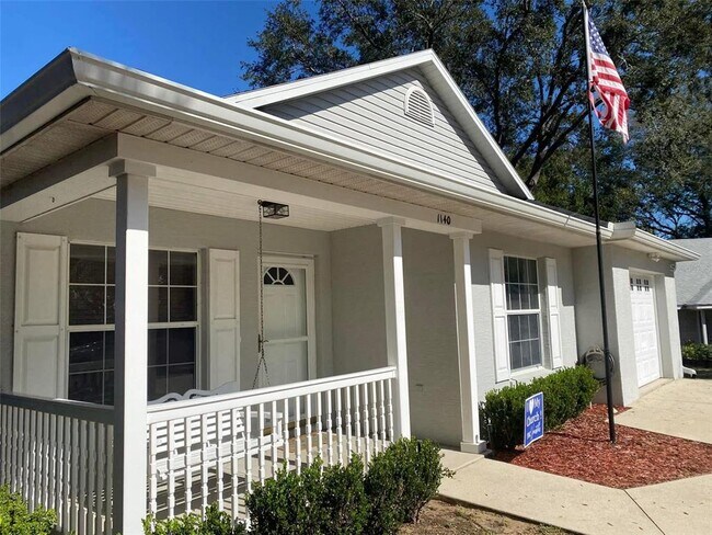 Building Photo - 1140 Juniper Ct